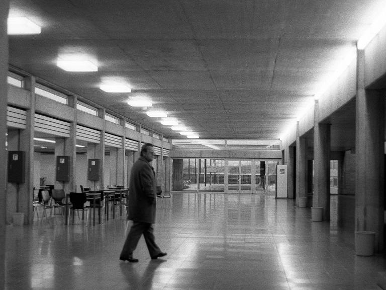 Pausenhalle alt